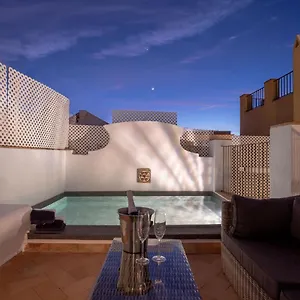 Hommyhome Castellar Luxury Apartment